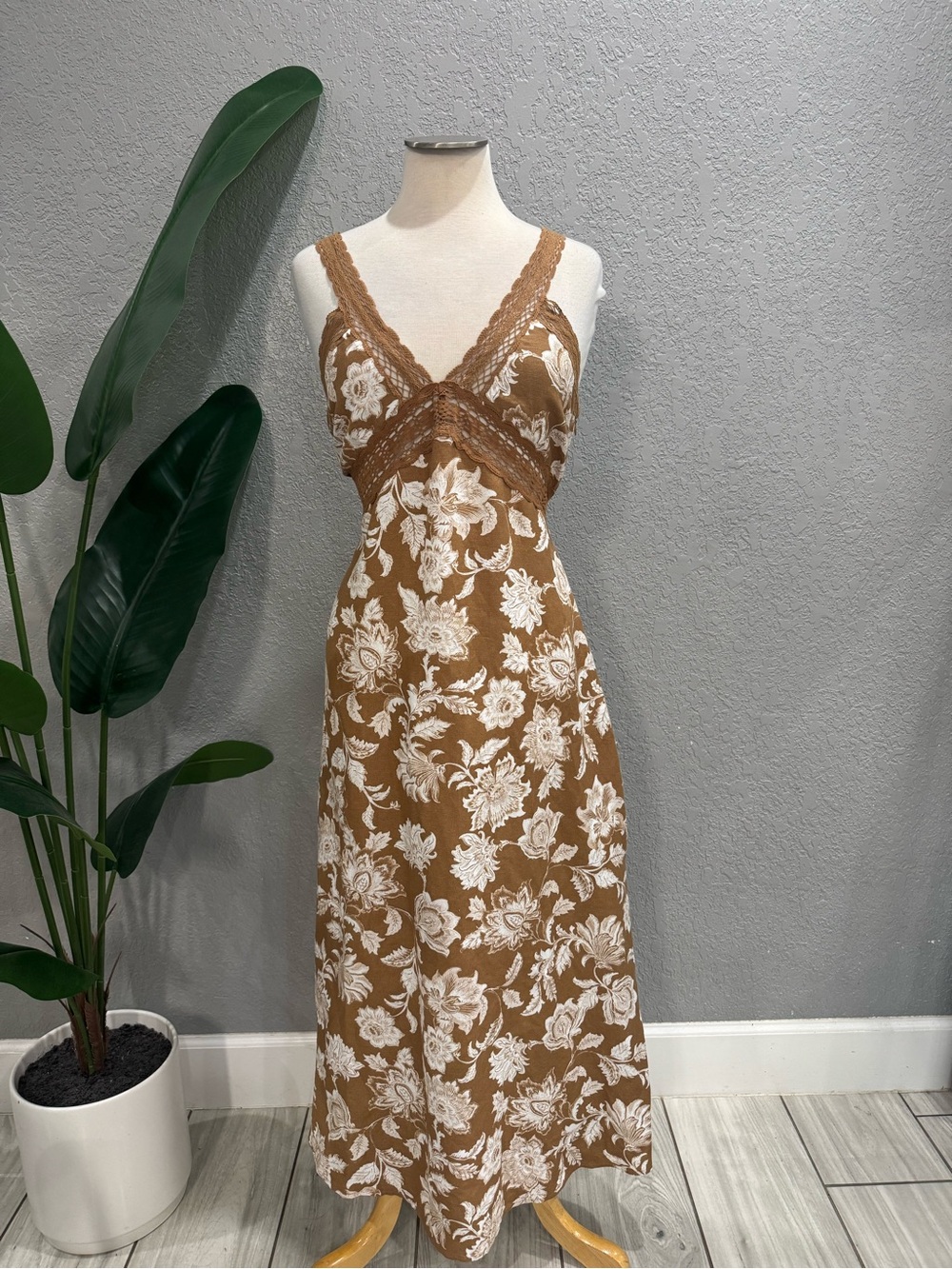 LOFT Brown and White Floral Lace-Trim Slip Dress